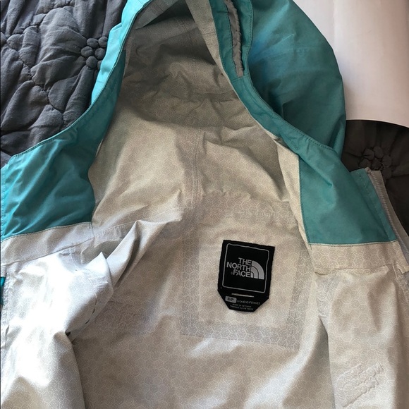 North face rain coat - Picture 2 of 5